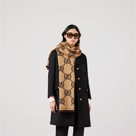 Gucci Wool Gg Jacquard Scarf In Beige,brown 